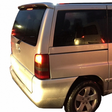 Mercedes Vito Uyumlu Yedek Parça Orta Kasa Spoiler Boyasız