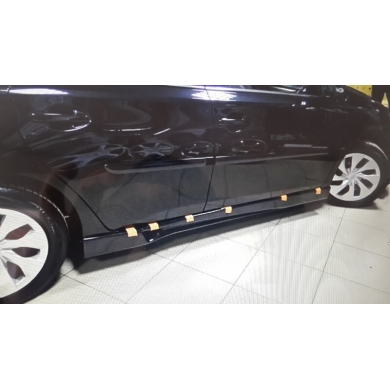 Toyota Auris 2010-2012 Uyumlu Yedek Parça Makyajlı Marşpiyel Boyalı